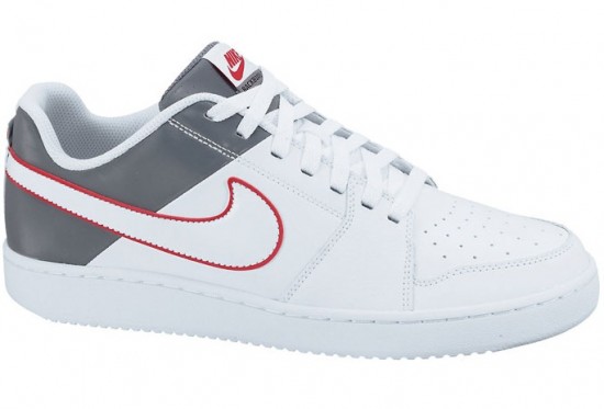 Gri kırmızı beyaz Nike erkek spor ayakkabı modeli