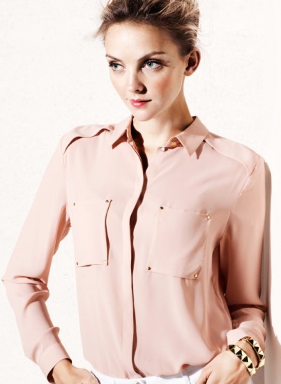 H&M pudra rengi şifon bayan baharlık gömlek modeli