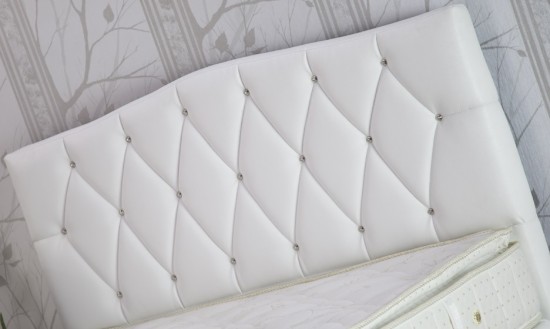 Kilim Mobilya Santana beyaz yatak başlığı modeli