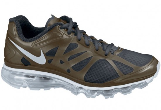 Koşu için komple hava tabanlı Nike erkek spor ayakkabı modeli