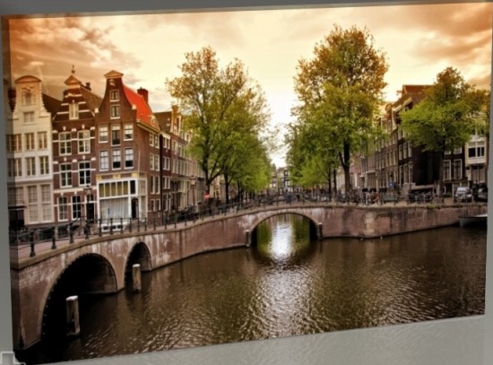 PlusCanvas Amsterdam kanal tablosu