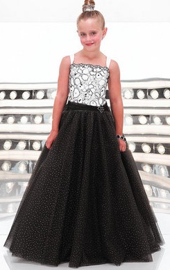 Siyah beyaz kız çocuk abiye elbise modeli