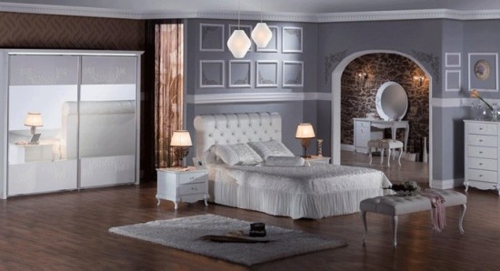 Sürgülü gardıroplu beyaz Victoria Bellona yatak odası modeli