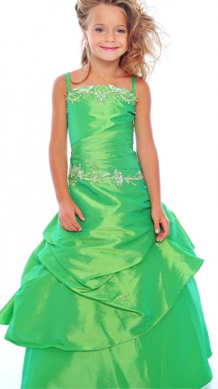 Çiçek işlemeli yeşil kız çocuk abiye elbise modeli
