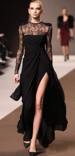 Üstü dantelli siyah derin yırtmaçlı abiye elbise modeli