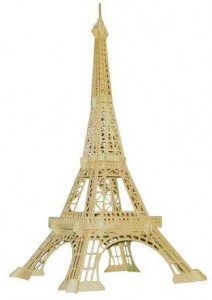 Eiffel Tower ahşap süs eşyası modeli