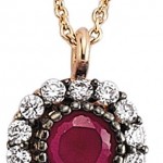 Ortası pembe taşlı yuvarlak Koçak Gold Osmanlı kolye modeli