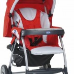 Oto koltuklu kırmızı Chicco bebek arabası modeli