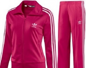Pembe beyaz Adidas bayan eşofman takımı modeli