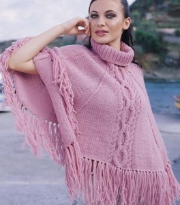 Pembe boğazlı bayan panço modeli