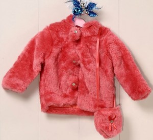 Pembe kürklü kız çocuk kaban modeli