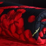 İstikbal Dreamland Magic Love kırmızı siyah yorgan modeli